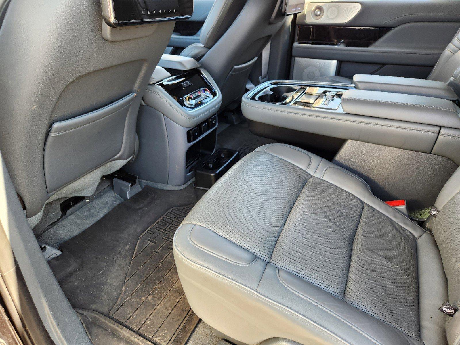 2019 Lincoln Navigator Vehicle Photo in PLANO, TX 75024