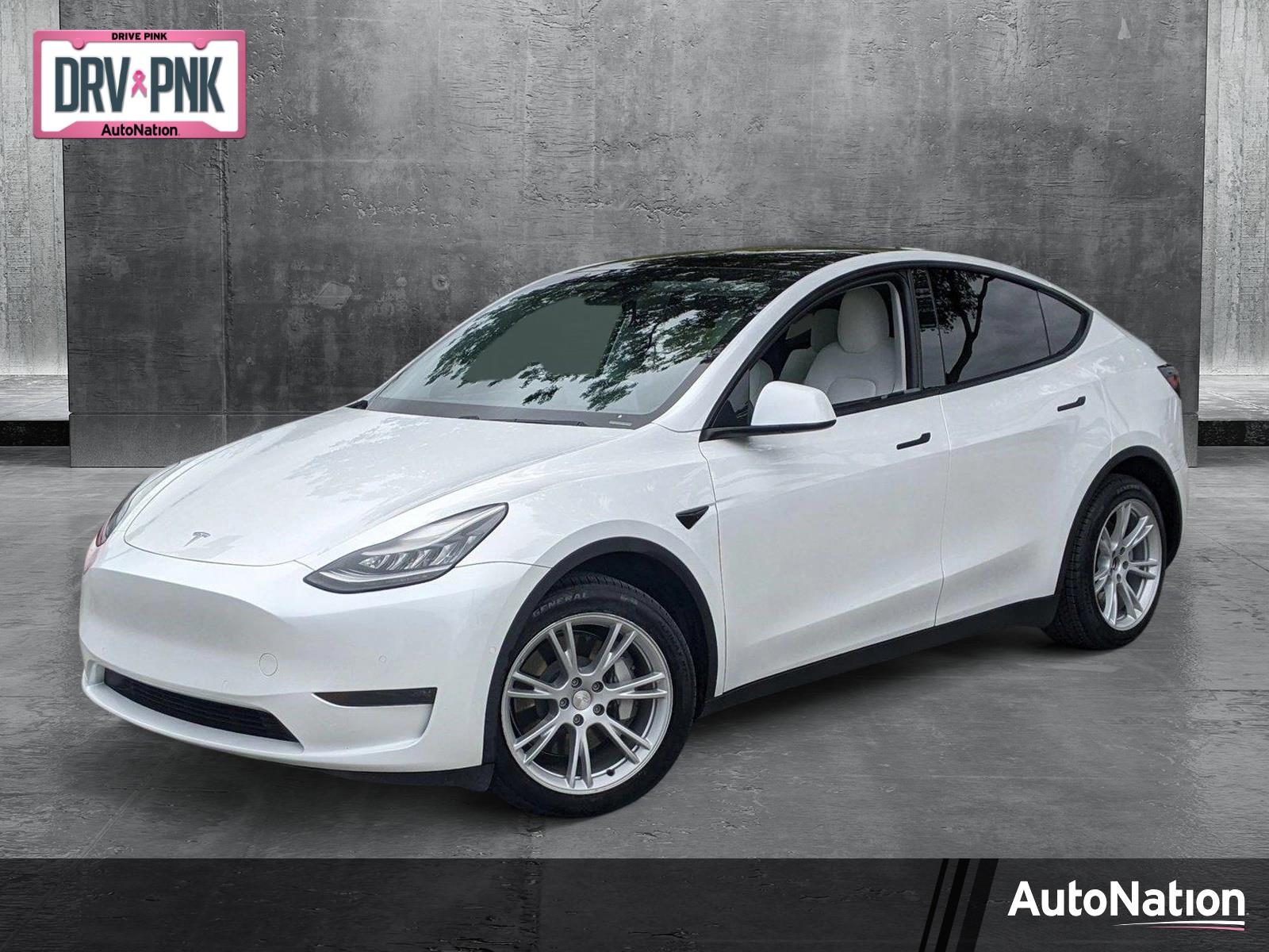 2020 Tesla Model Y Vehicle Photo in PEMBROKE PINES, FL 33024-6534