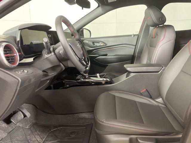 2025 Chevrolet Trax Vehicle Photo in PHOENIX, AZ 85014-3381