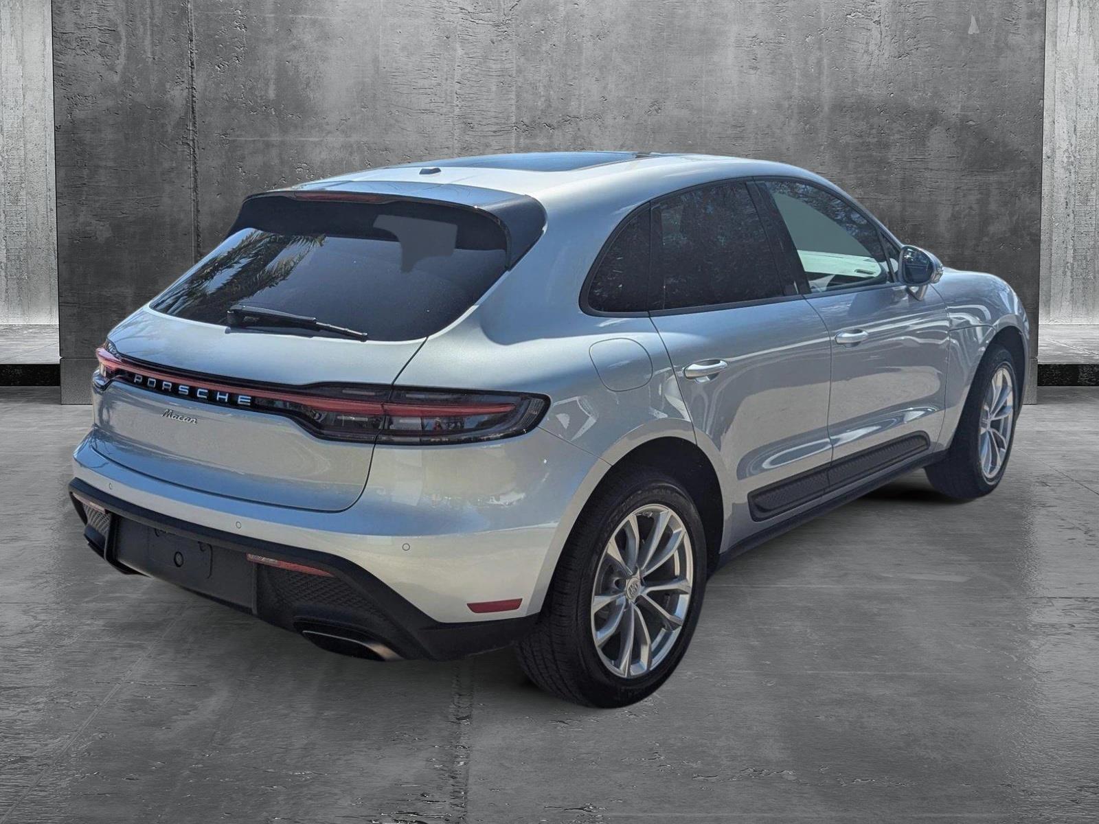 2022 Porsche Macan Vehicle Photo in Delray Beach, FL 33444