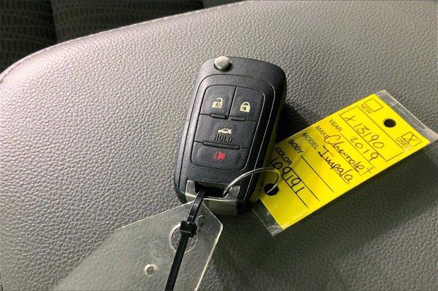 2019 Chevrolet Impala Vehicle Photo in INDEPENDENCE, MO 64055-1314