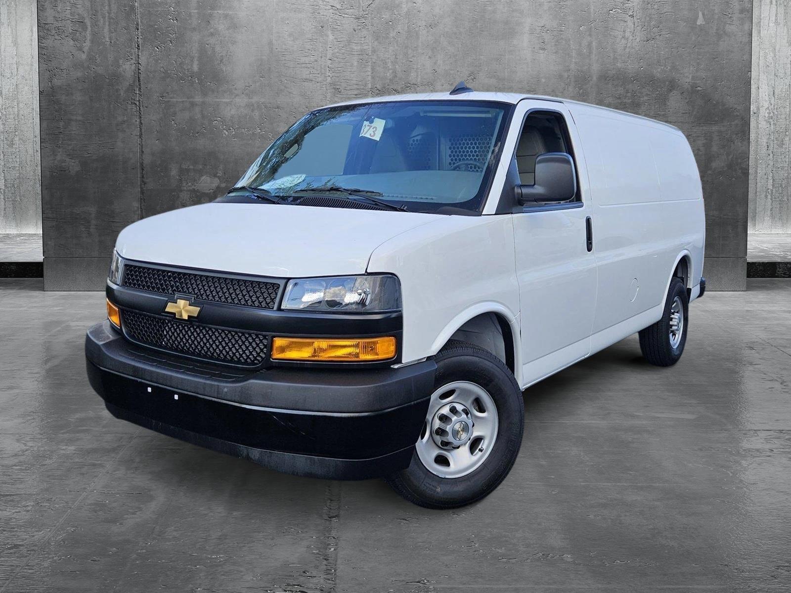 2024 Chevrolet Express Cargo 2500 Vehicle Photo in GREENACRES, FL 33463-3207