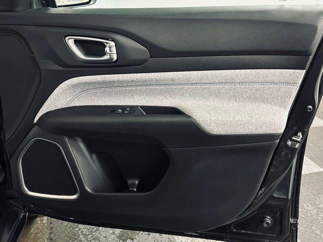 2022 Jeep Compass Vehicle Photo in MEDINA, OH 44256-9631