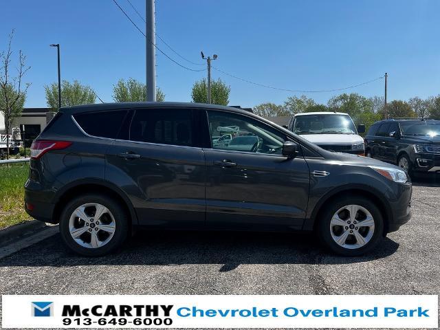 Used 2015 Ford Escape SE with VIN 1FMCU9G92FUA81137 for sale in Overland Park, KS
