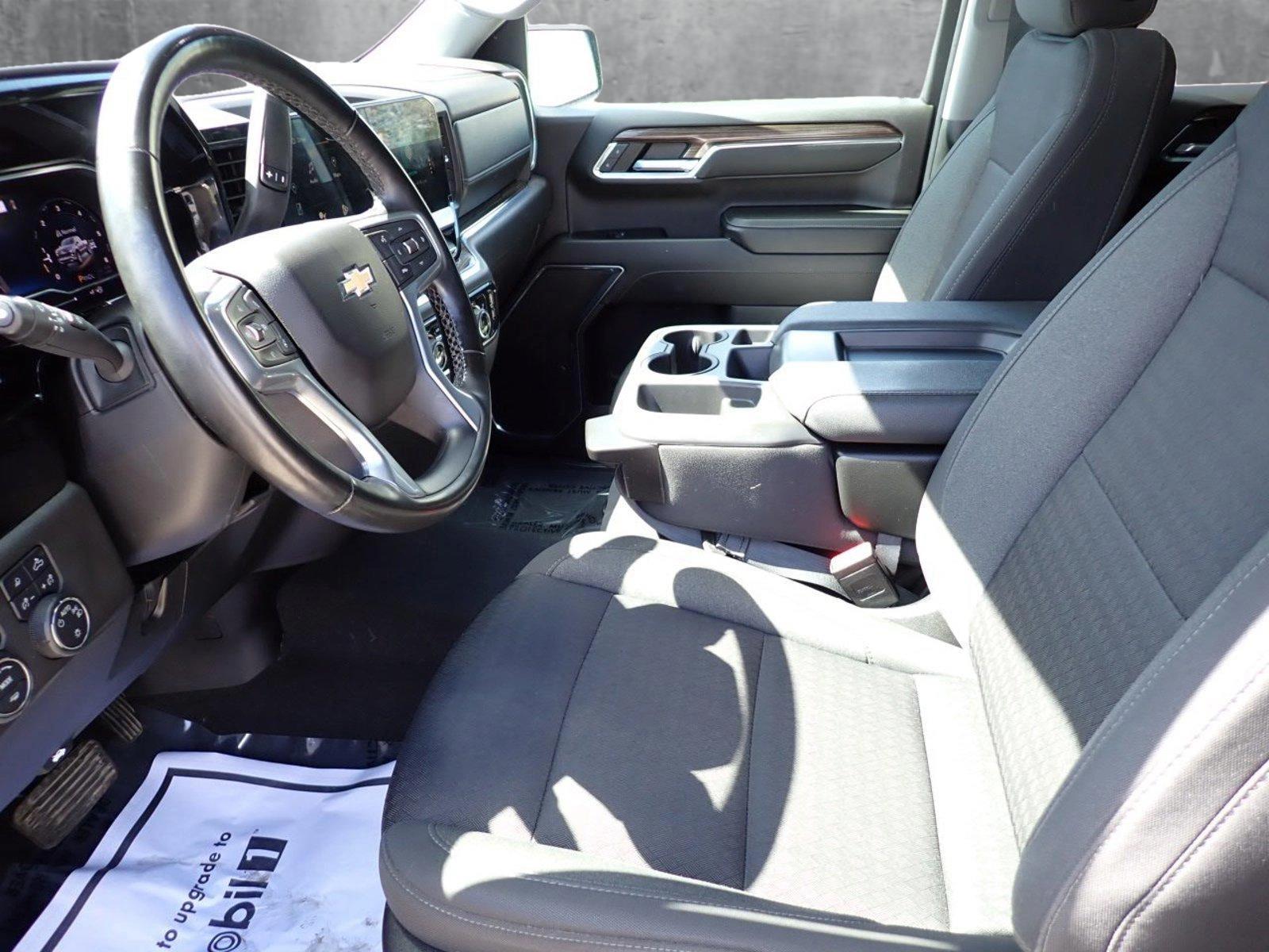 2023 Chevrolet Silverado 1500 Vehicle Photo in DENVER, CO 80221-3610