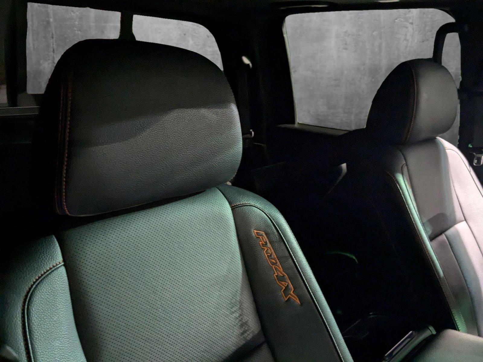 2024 Nissan Titan Vehicle Photo in Miami, FL 33135