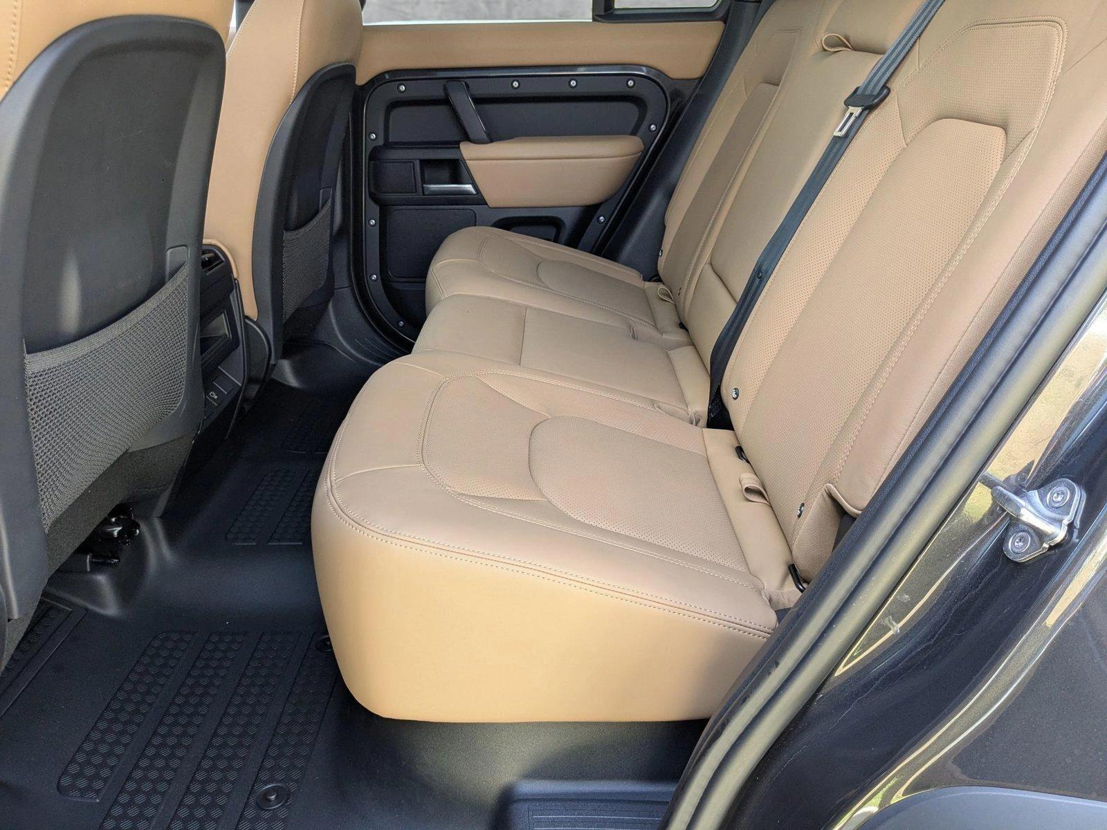 2025 Land Rover Defender Vehicle Photo in Pompano Beach, FL 33064