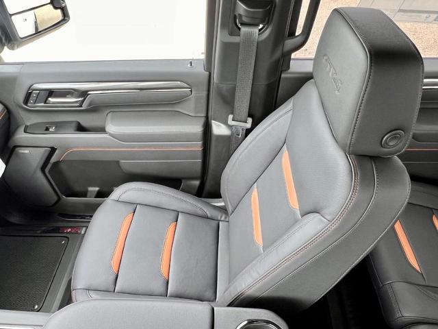 2025 GMC Sierra 2500 HD Vehicle Photo in EFFINGHAM, IL 62401-2832