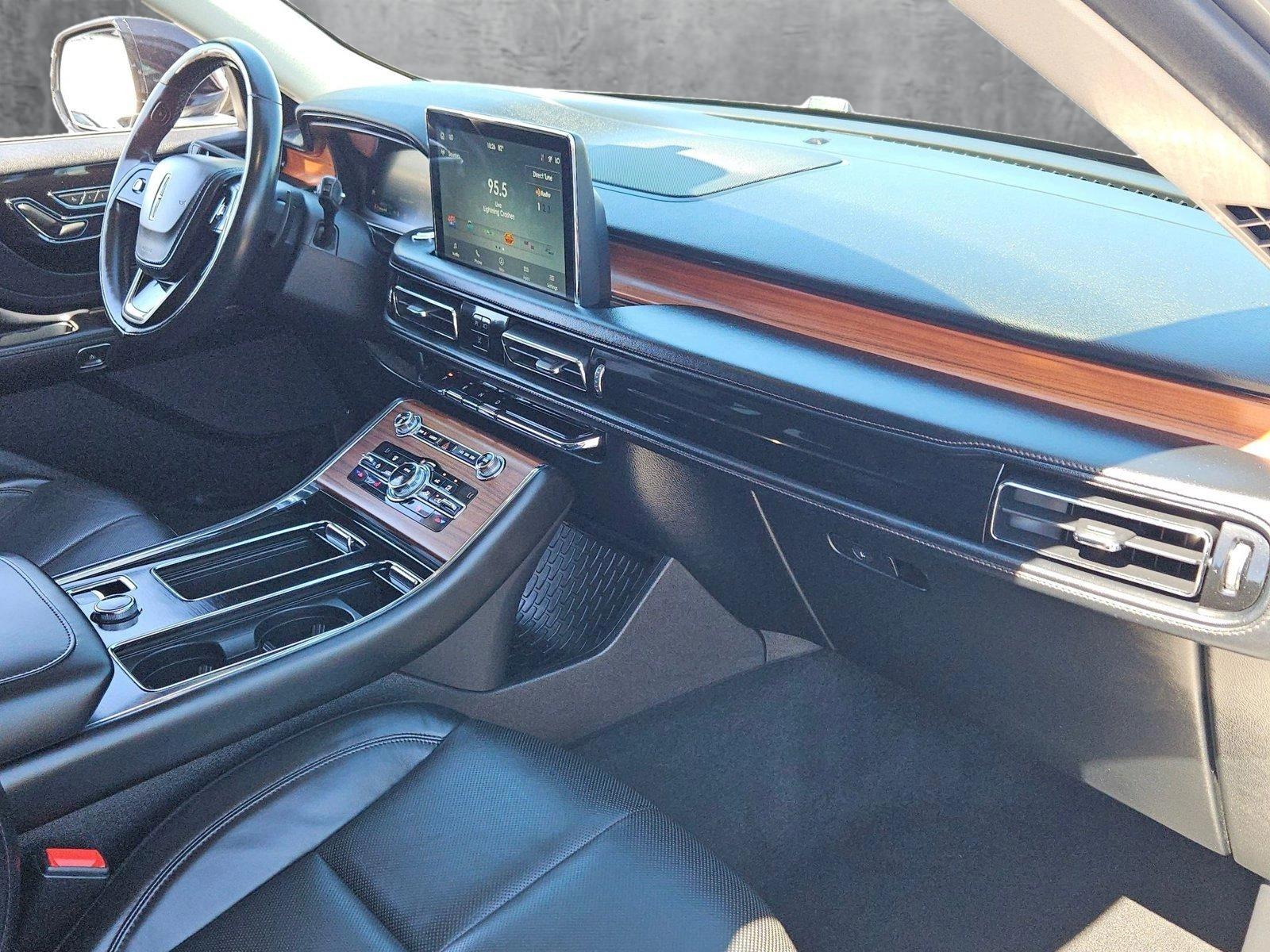 2020 Lincoln Aviator Vehicle Photo in MESA, AZ 85206-4395