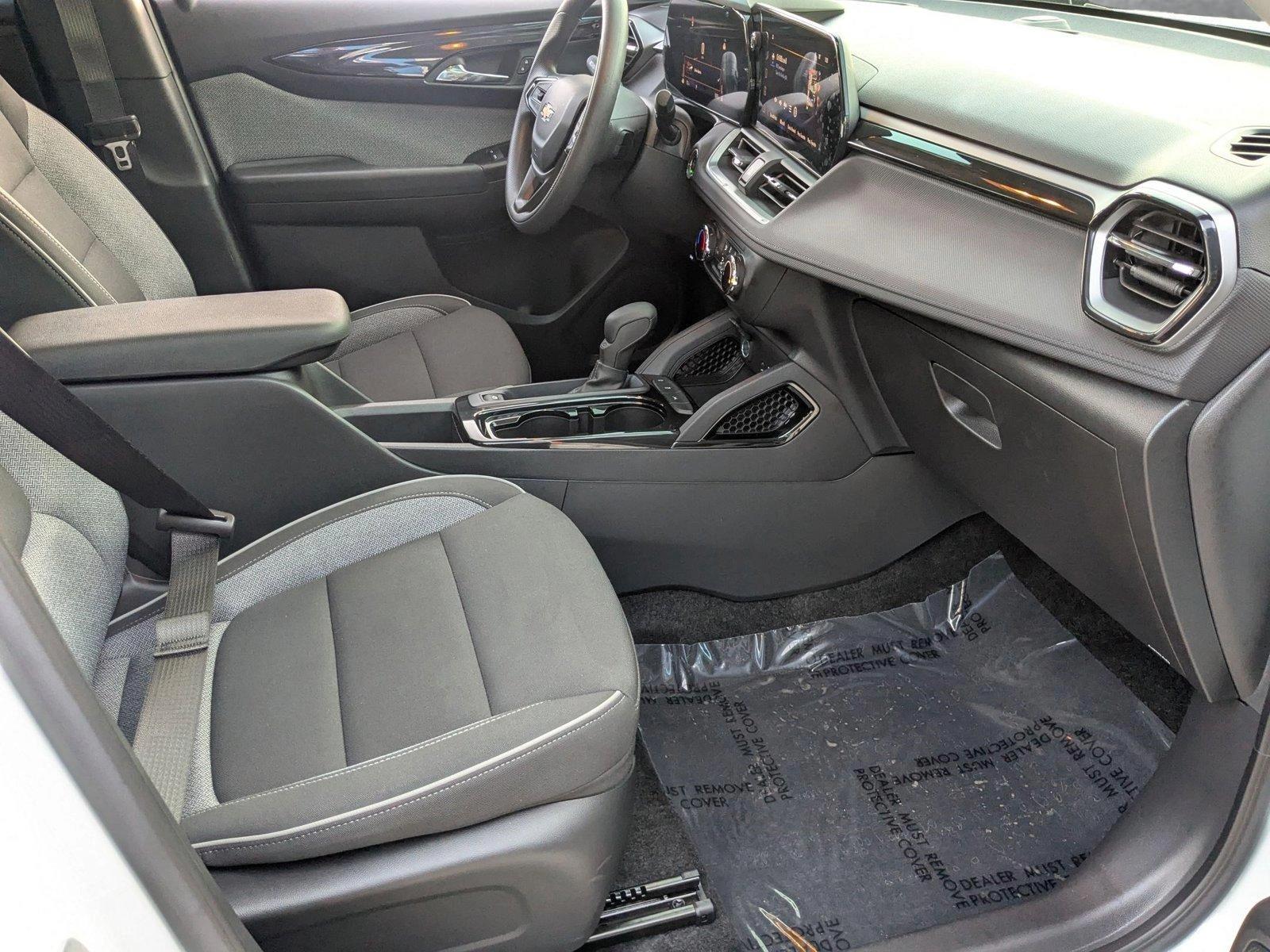 2024 Chevrolet Trailblazer Vehicle Photo in PEMBROKE PINES, FL 33024-6534