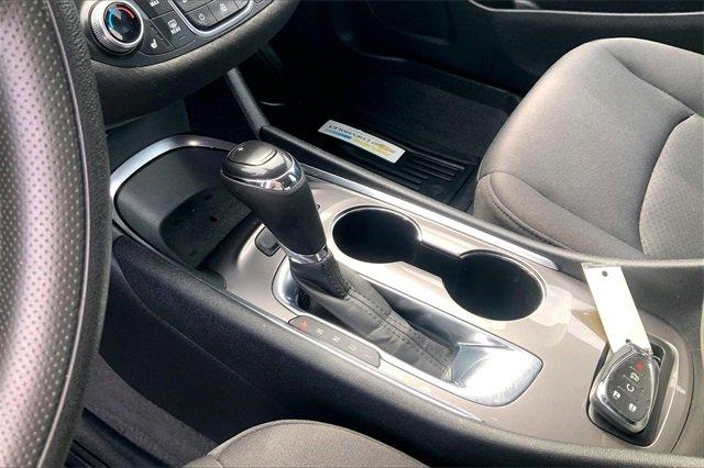 2019 Chevrolet Malibu Vehicle Photo in KANSAS CITY, MO 64114-4502