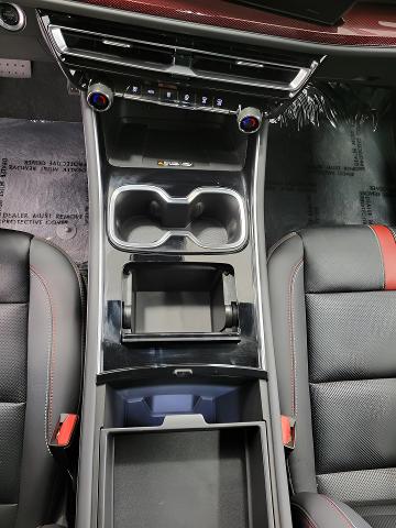 2024 Chevrolet Traverse Vehicle Photo in APPLETON, WI 54914-4656