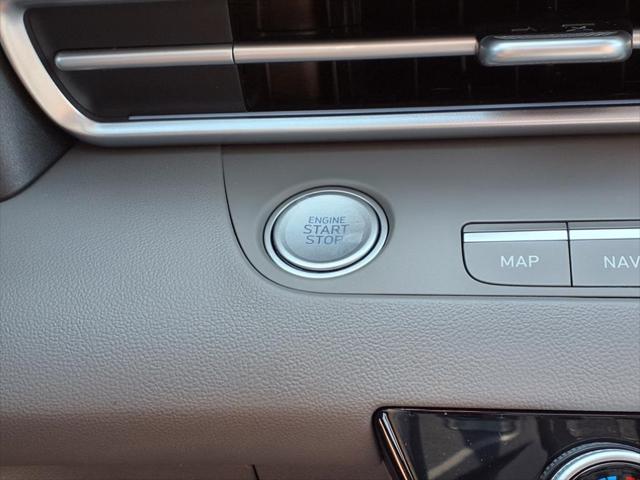 2025 Hyundai ELANTRA Vehicle Photo in Peoria, IL 61615