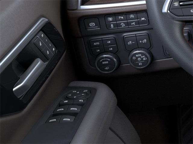 2025 Chevrolet Tahoe Vehicle Photo in ENGLEWOOD, CO 80113-6708