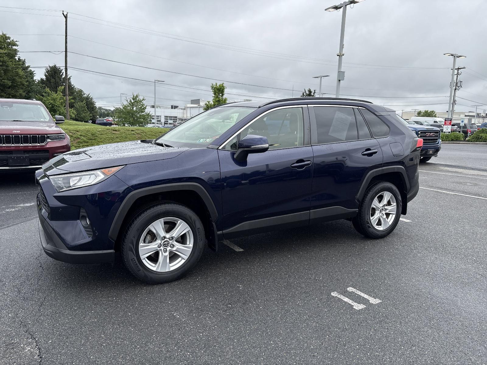 2019 Toyota RAV4 Vehicle Photo in Mechanicsburg, PA 17050