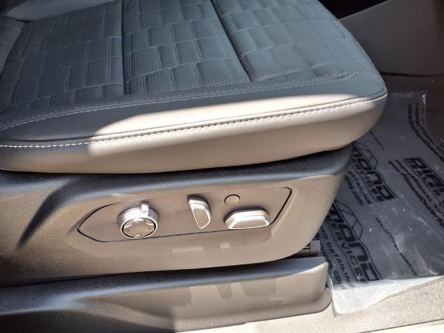 2025 Cadillac Escalade Vehicle Photo in Tampa, FL 33612