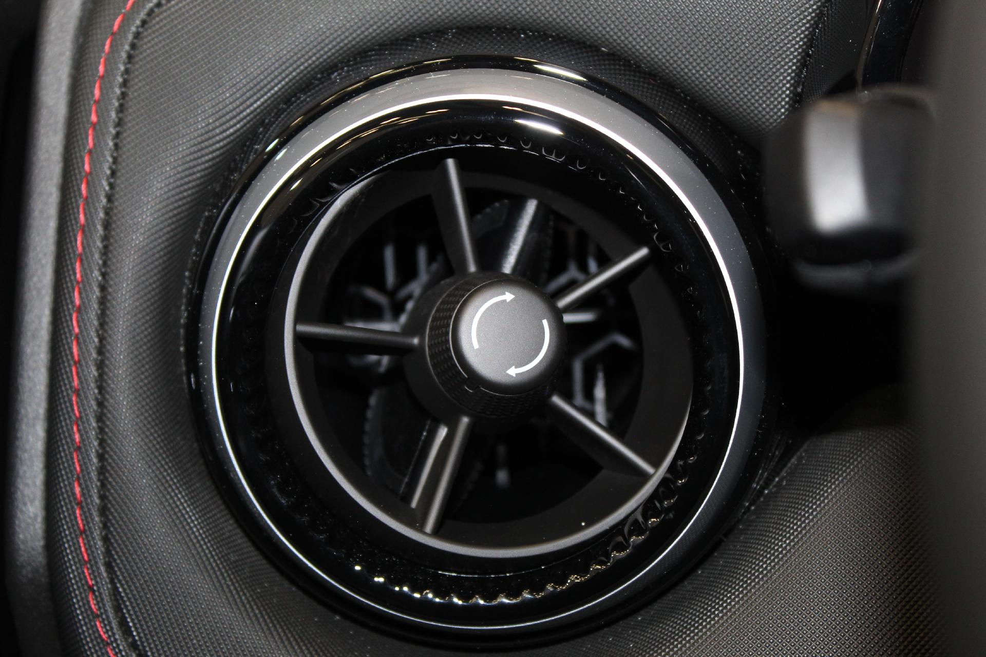 2025 Chevrolet Colorado Vehicle Photo in NORTHAMPTON, MA 01060-1120