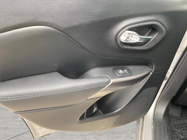 2019 Jeep Cherokee Vehicle Photo in APPLETON, WI 54914-8833