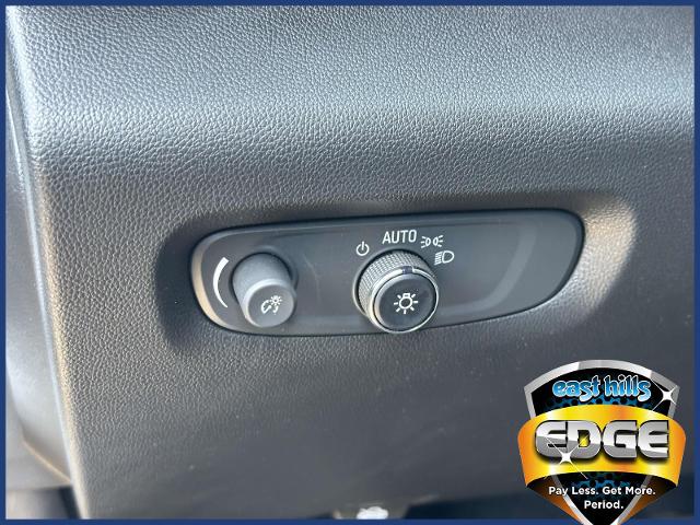 2023 Chevrolet Traverse Vehicle Photo in Roslyn, NY 11576