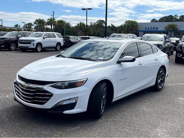 2025 Chevrolet Malibu Vehicle Photo in BEAUFORT, SC 29906-4218