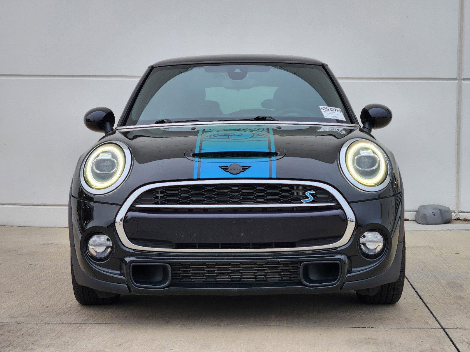 2019 MINI Cooper S Hardtop Vehicle Photo in PLANO, TX 75024