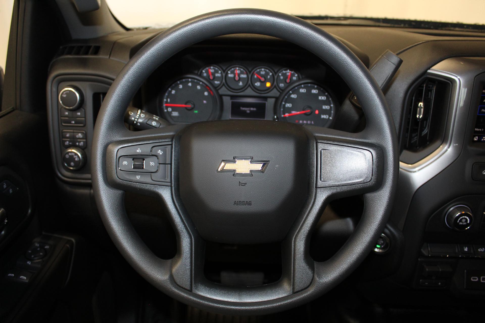 2025 Chevrolet Silverado 2500 HD Vehicle Photo in NORTHAMPTON, MA 01060-1120