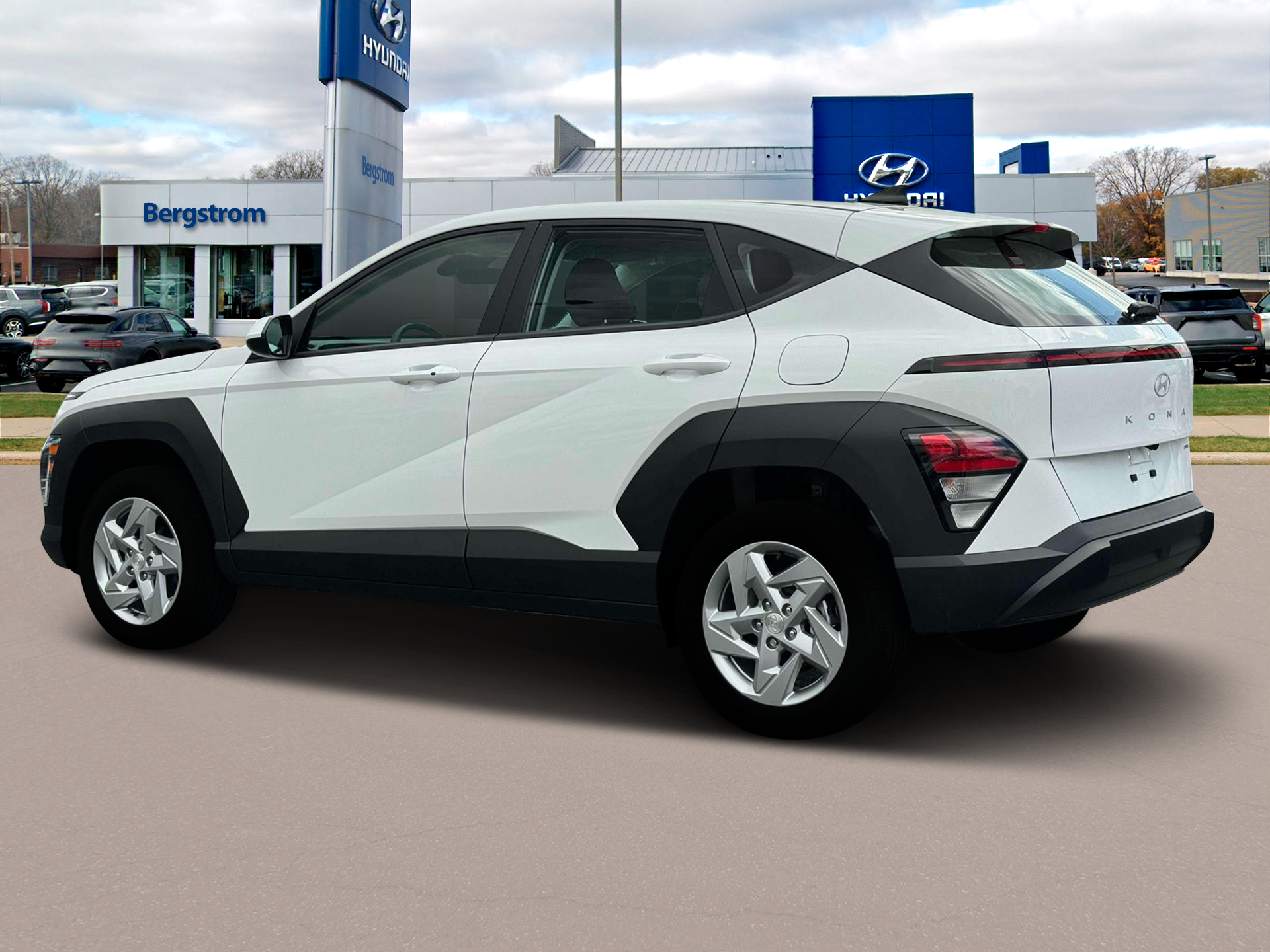 2025 Hyundai KONA Vehicle Photo in Green Bay, WI 54304