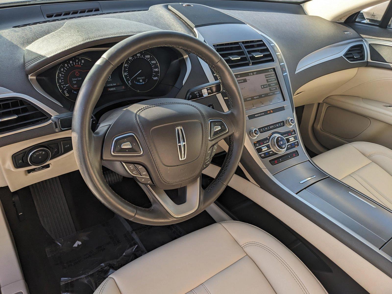 2019 Lincoln MKZ Vehicle Photo in WEST PALM BEACH, FL 33407-3296