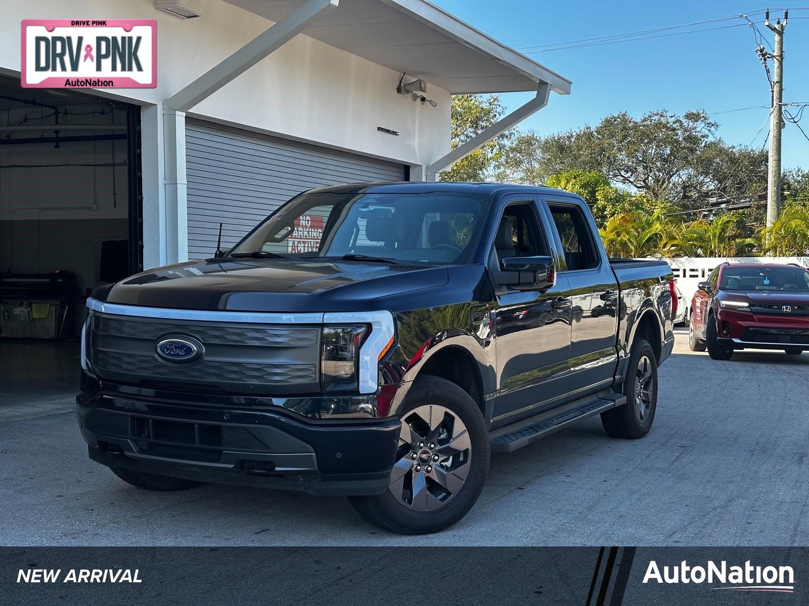 2022 Ford F-150 Lightning Vehicle Photo in Hollywood, FL 33021