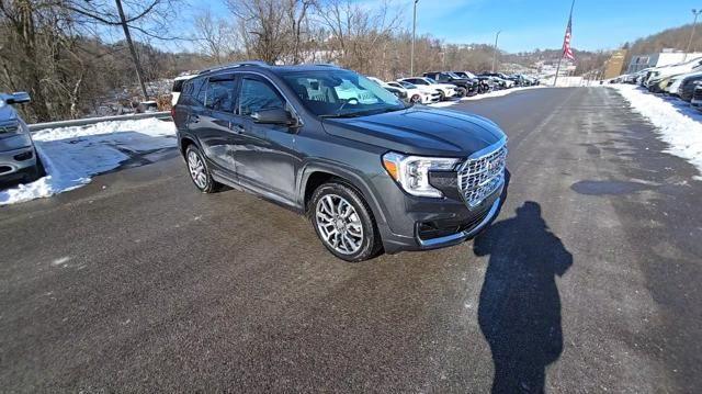 2022 GMC Terrain Vehicle Photo in Pleasant Hills, PA 15236