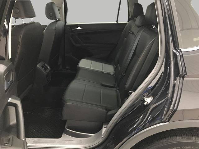 2018 Volkswagen Tiguan Vehicle Photo in GREEN BAY, WI 54303-3330