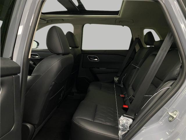 2025 Nissan Rogue Vehicle Photo in Appleton, WI 54913