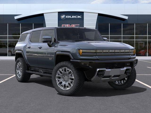 2025 GMC HUMMER EV SUV Vehicle Photo in MEDINA, OH 44256-9631