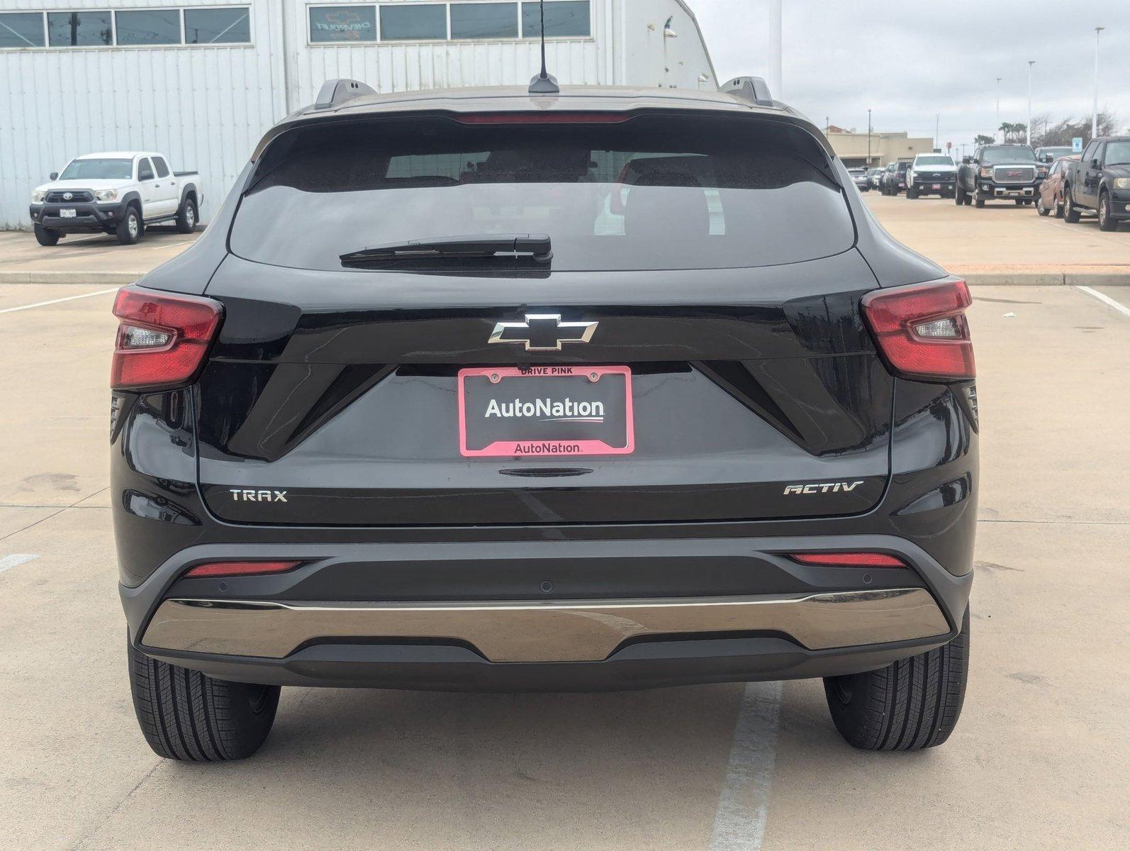 2025 Chevrolet Trax Vehicle Photo in CORPUS CHRISTI, TX 78412-4902