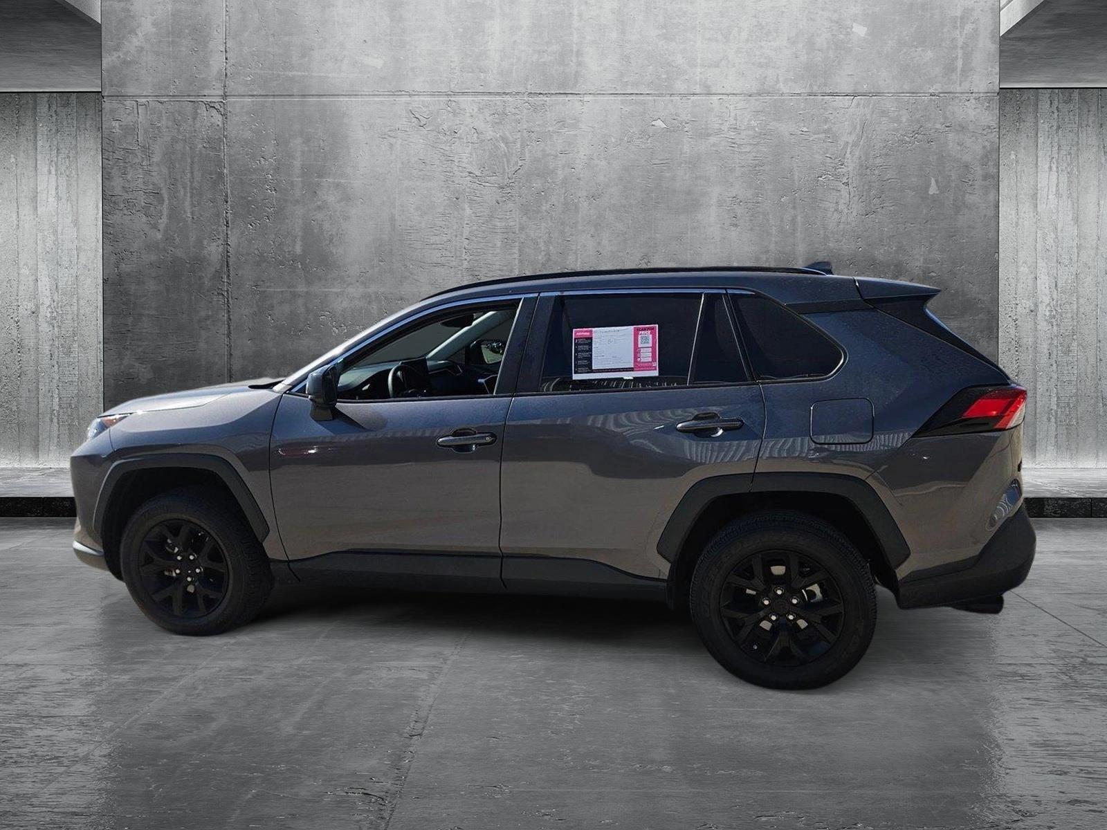 2021 Toyota RAV4 Vehicle Photo in NORTH RICHLAND HILLS, TX 76180-7199