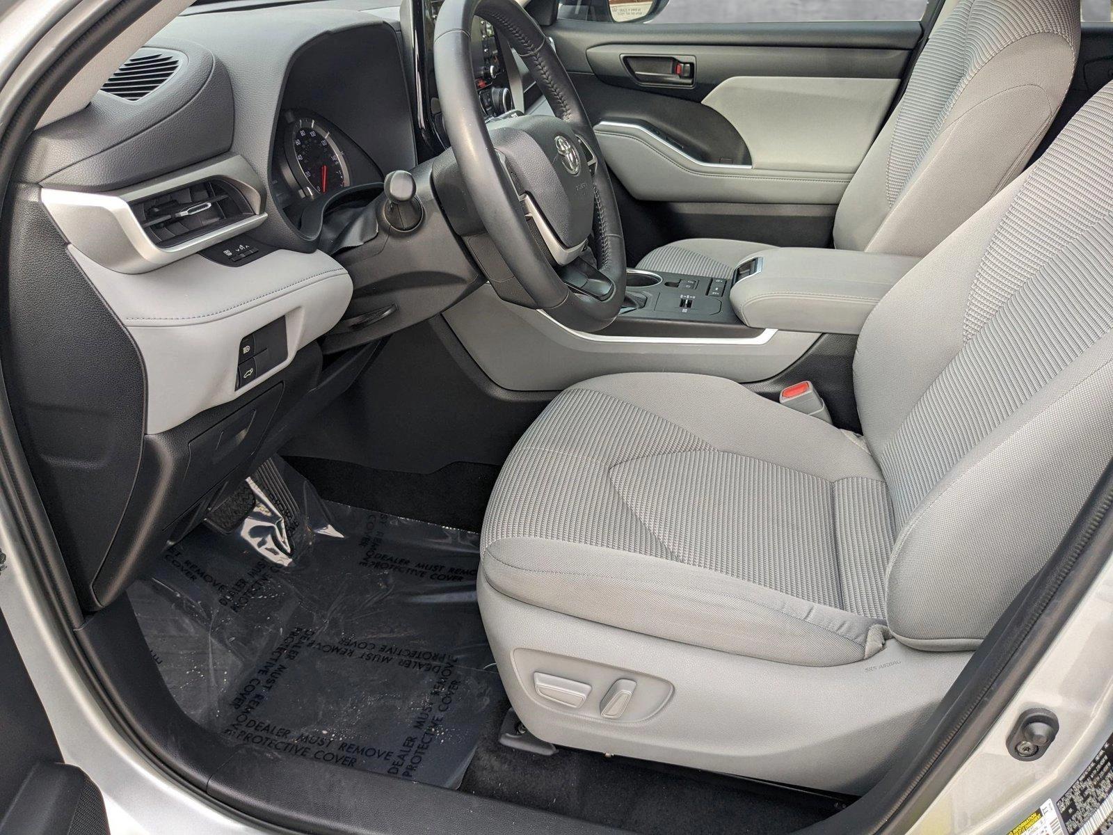 2022 Toyota Highlander Vehicle Photo in Davie, FL 33331