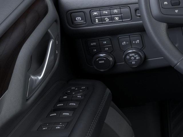 2024 GMC Yukon XL Vehicle Photo in MEMPHIS, TN 38115-1503