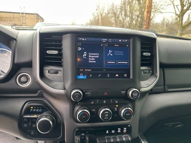 2023 Ram 1500 Vehicle Photo in MEDINA, OH 44256-9631