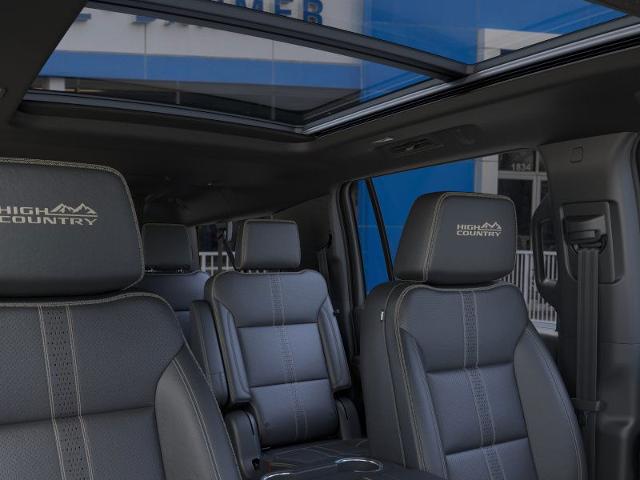 2025 Chevrolet Suburban Vehicle Photo in INDEPENDENCE, MO 64055-1314
