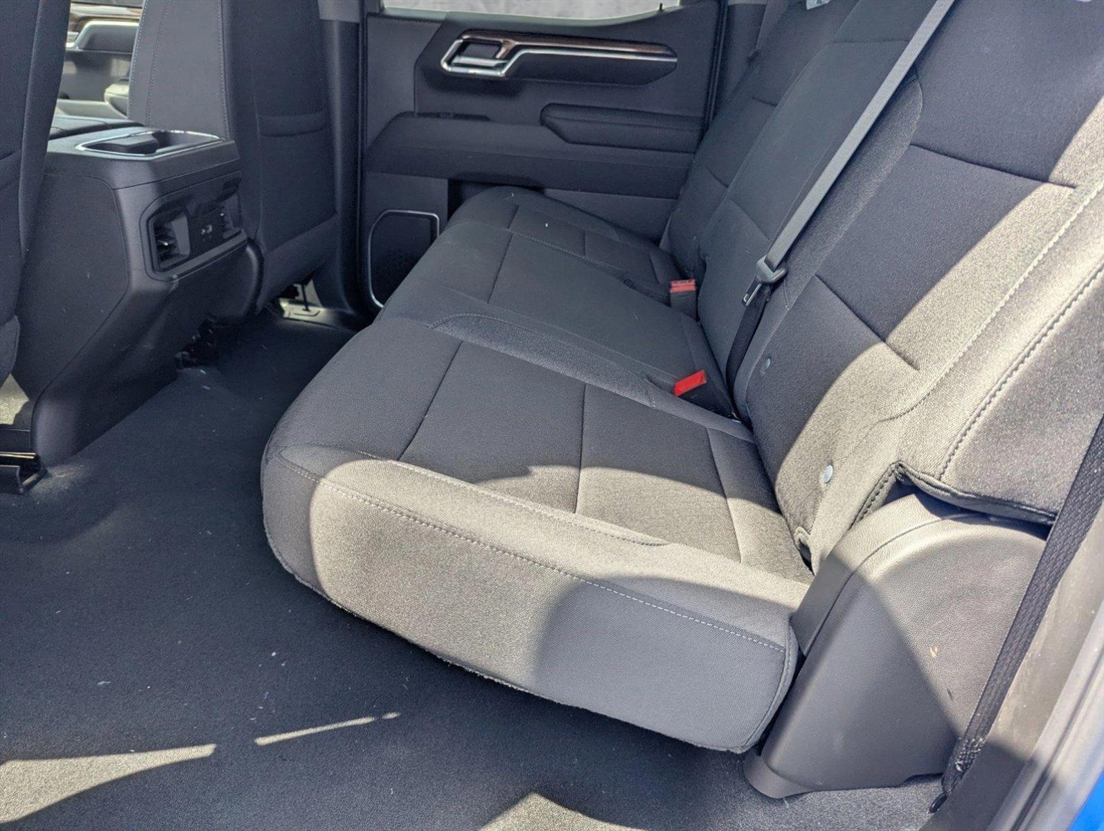 2025 Chevrolet Silverado 1500 Vehicle Photo in PEMBROKE PINES, FL 33024-6534
