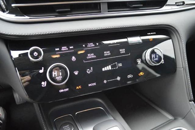 2025 INFINITI QX60 Vehicle Photo in Houston, TX 77090