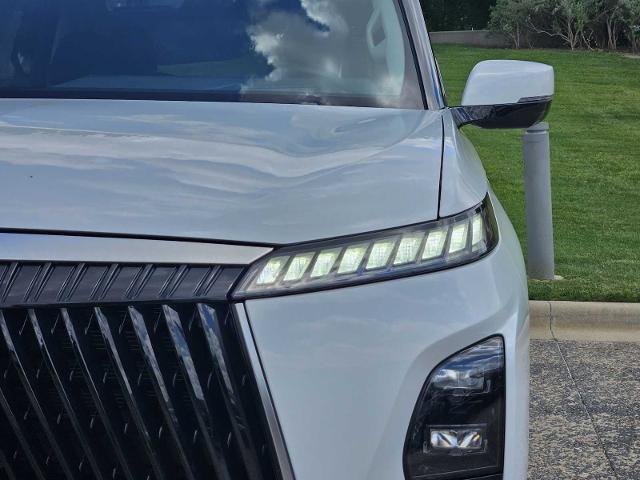 2025 INFINITI QX80 Vehicle Photo in Fort Worth, TX 76132