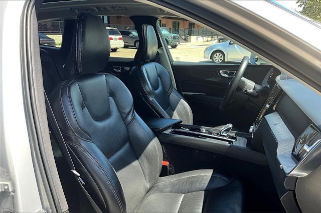 2022 Volvo XC60 Vehicle Photo in Houston, TX 77007