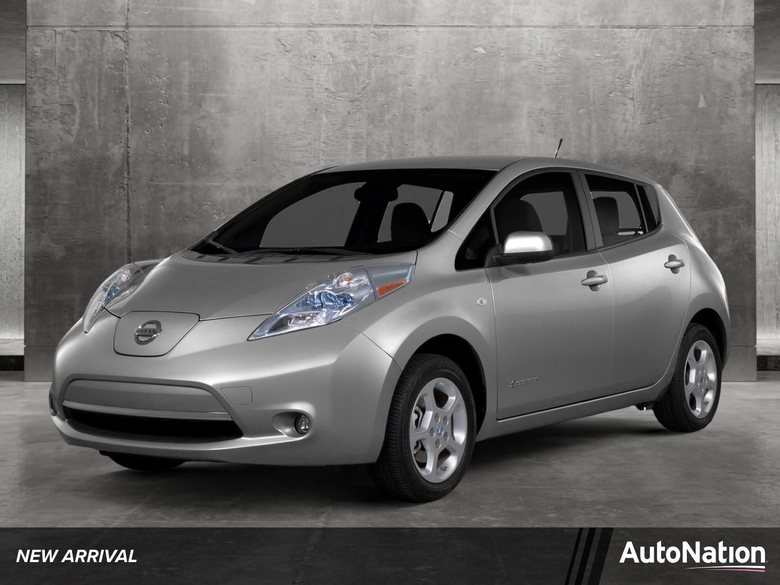 2015 Nissan LEAF Vehicle Photo in VALENCIA, CA 91355-1705