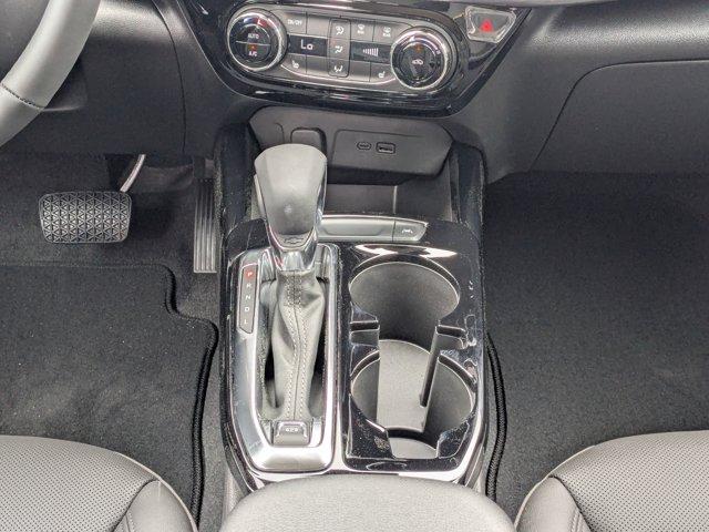 2025 Chevrolet Trax Vehicle Photo in BRUNSWICK, GA 31525-1881