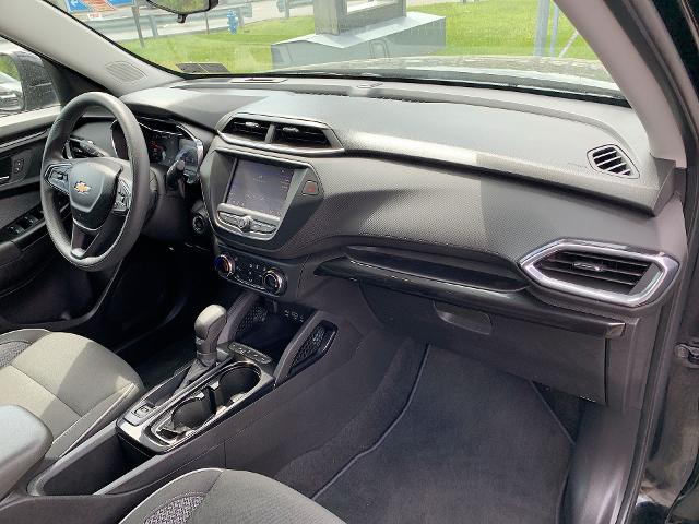 2022 Chevrolet Trailblazer Vehicle Photo in MOON TOWNSHIP, PA 15108-2571