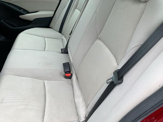 2021 Honda Accord Sedan Vehicle Photo in MOON TOWNSHIP, PA 15108-2571