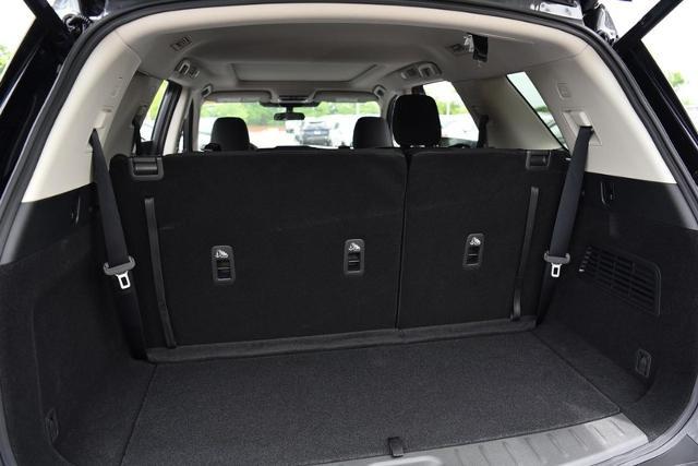 2025 Nissan Pathfinder Vehicle Photo in Ballwin, MO 63011