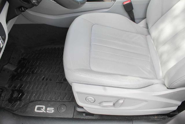 2022 Audi Q5 Vehicle Photo in HOUSTON, TX 77090