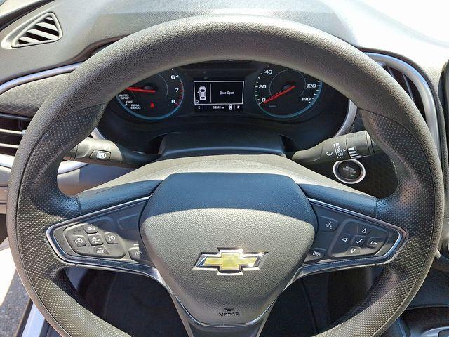 2024 Chevrolet Malibu Vehicle Photo in DANBURY, CT 06810-5034